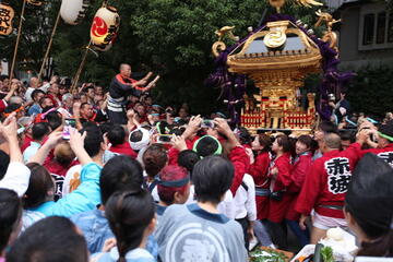 市ケ谷経済新聞webにて令和5年度 赤城神社例大祭をご紹介いただきました。